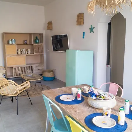 Casa Vacanza A 10 Metri Dal Mare Polignano a Mare Exterior photo